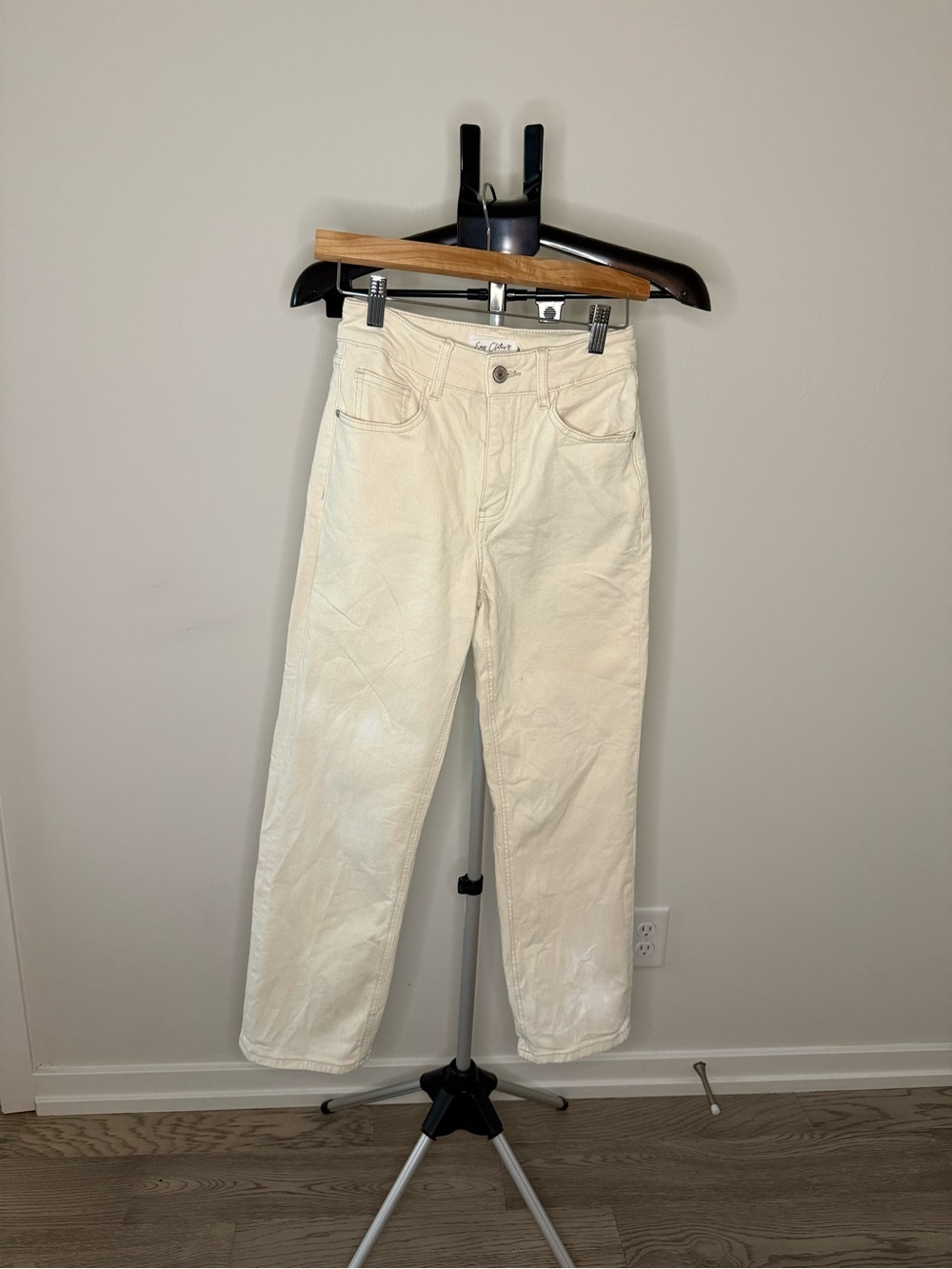 Easy Clothes “Solange” Cream Straight Leg Jeans – Size 34 / XS – Like New - Picture 2 of 9